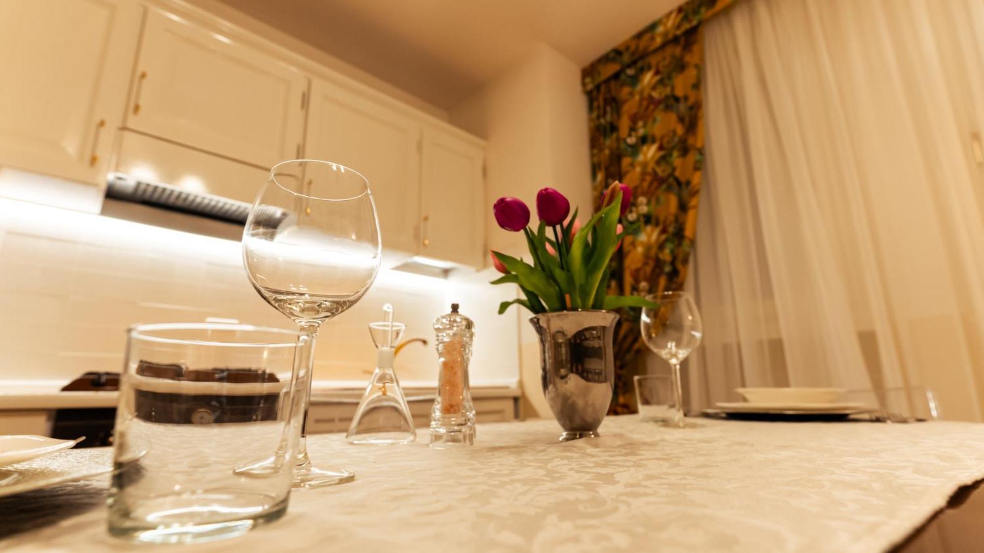 New Cozy Apartment - City Centre Lecco Dış mekan fotoğraf