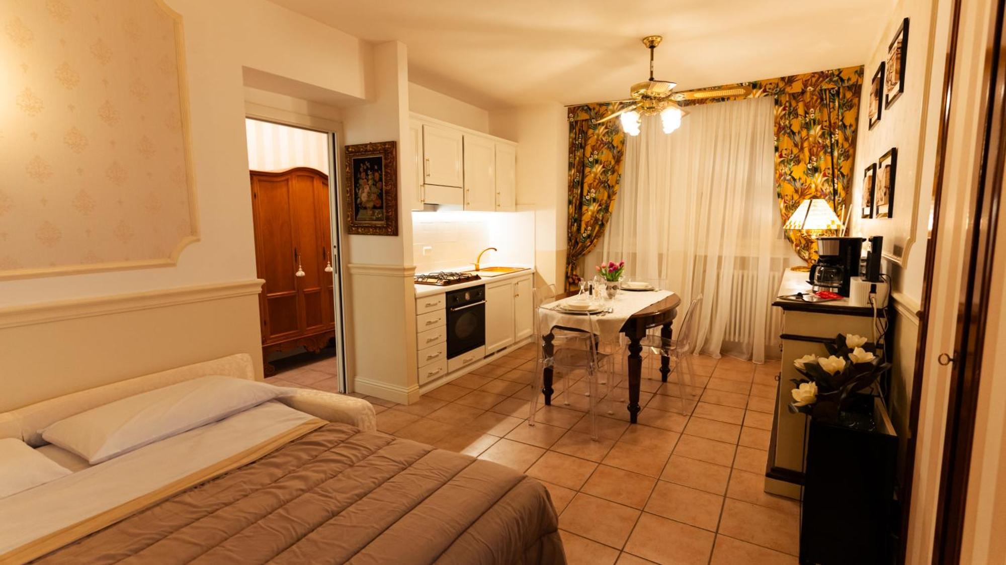 New Cozy Apartment - City Centre Lecco Dış mekan fotoğraf