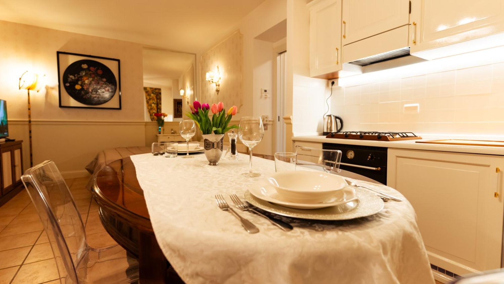 New Cozy Apartment - City Centre Lecco Dış mekan fotoğraf