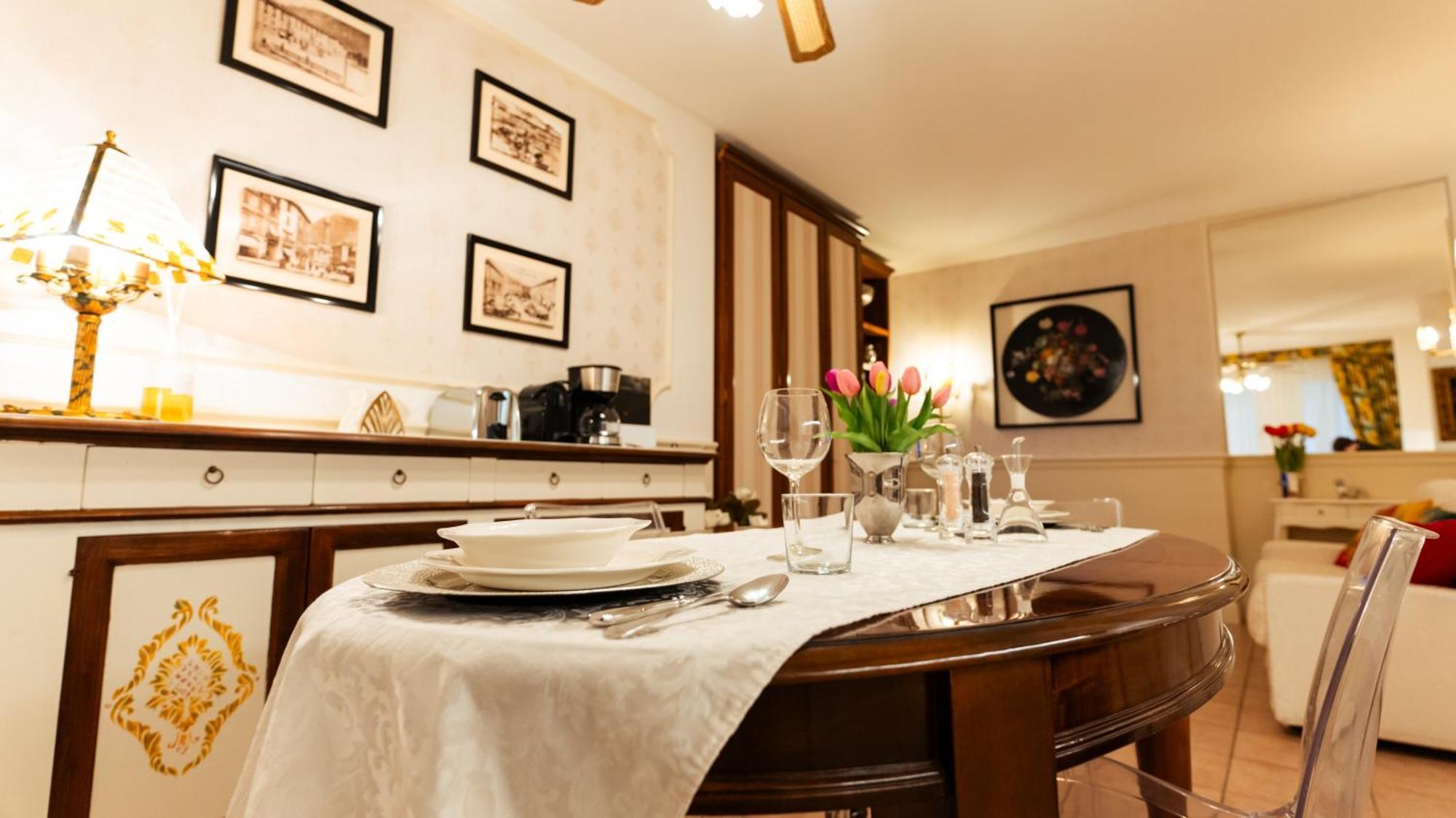 New Cozy Apartment - City Centre Lecco Dış mekan fotoğraf