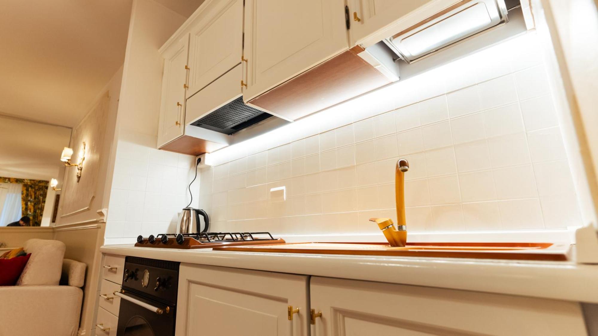New Cozy Apartment - City Centre Lecco Dış mekan fotoğraf